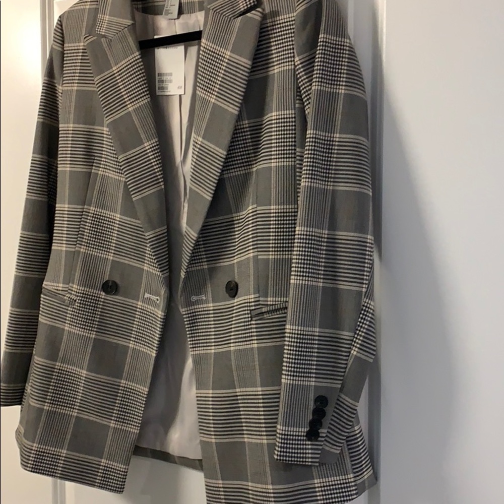 NWT H & M plaid boyfriend blazer